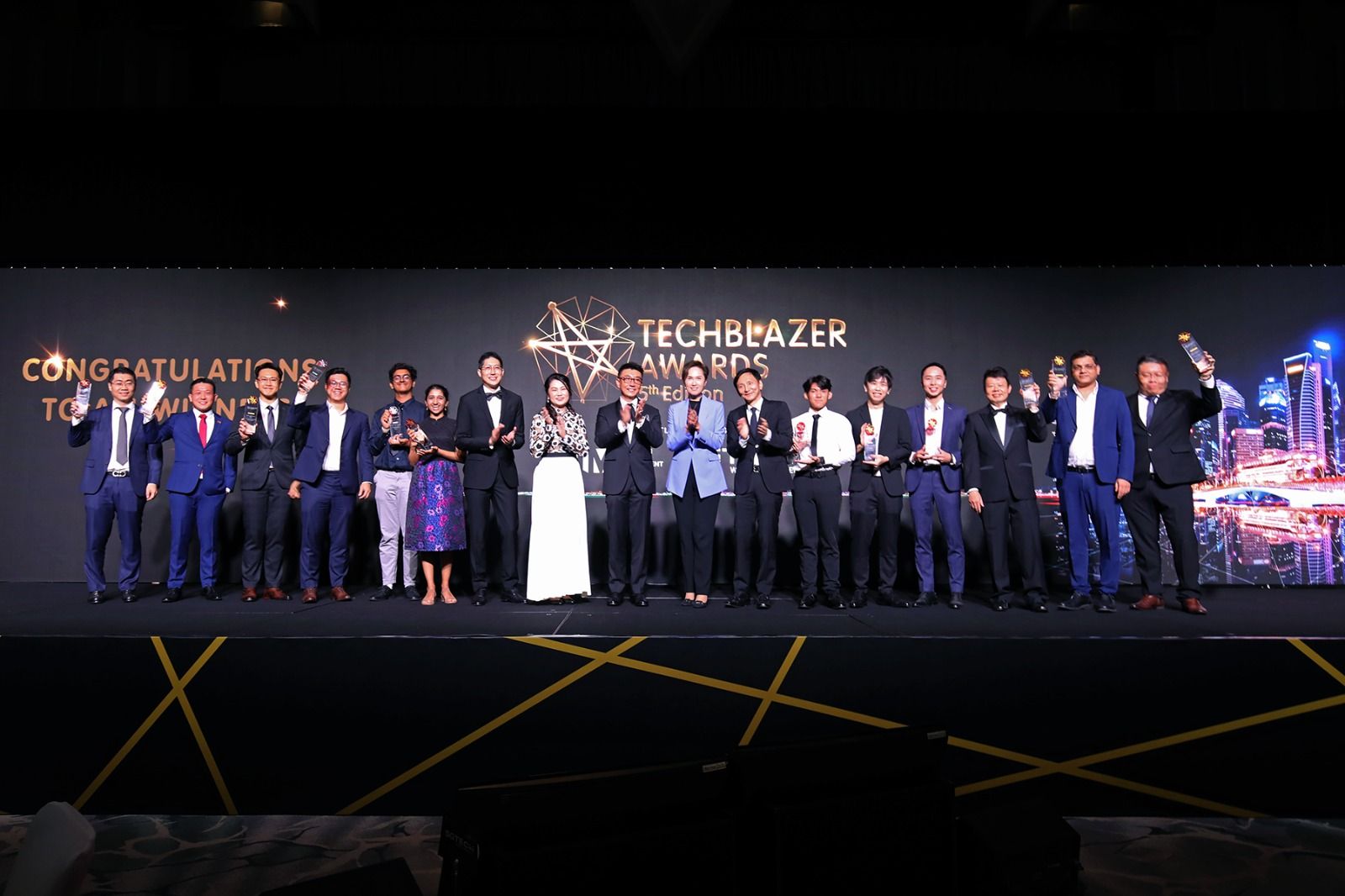 Read more about the article Accredify Wins Most Promising Innovation Award at the Techblazer Awards 2023
